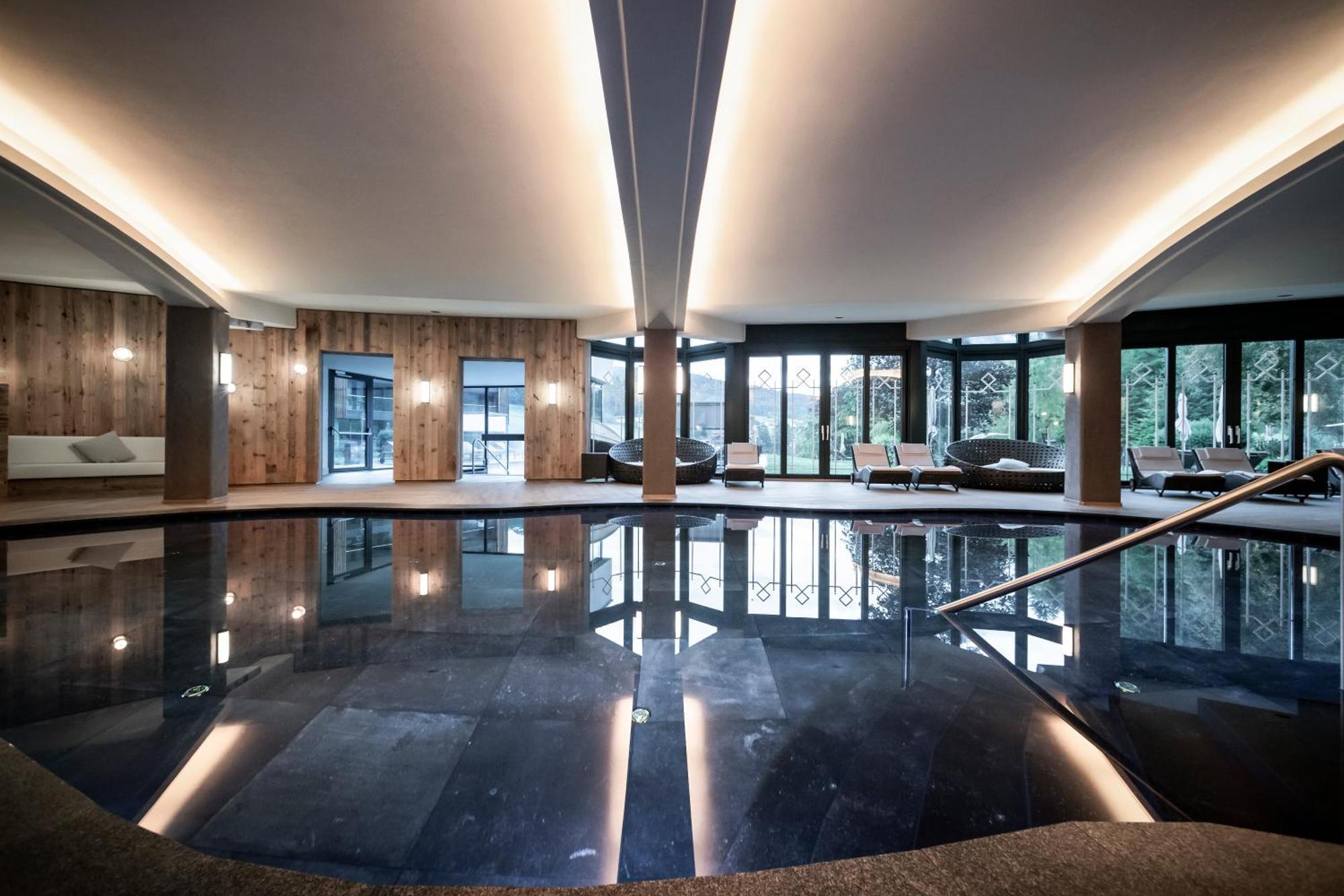 Alpine Spa Resort Viktoria Hafling Esterno foto